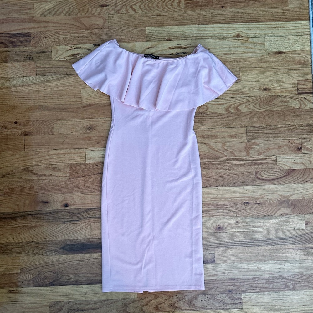 PrettyLittleThing Light Pink Off-Shoulder Midi Dress